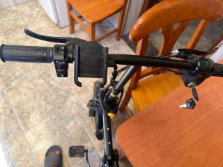 Bicicleta eléctrica plegable
