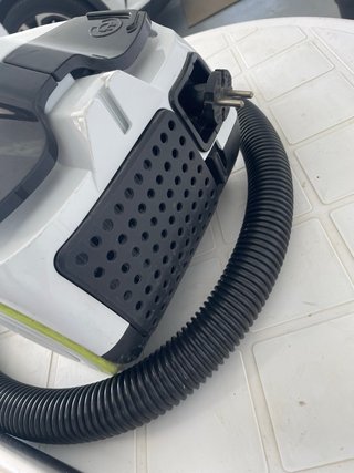 Aspiradora Bluesky sin bolsa 700W