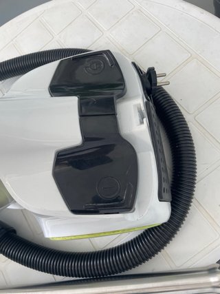 Aspiradora Bluesky sin bolsa 700W