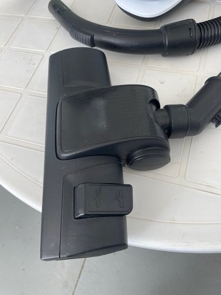 Aspiradora Bluesky sin bolsa 700W