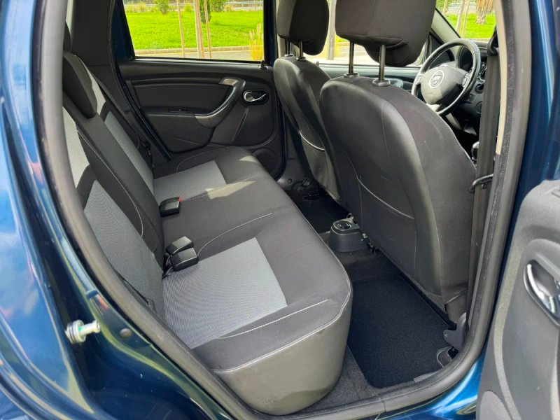 Dacia Duster 1.2 TCE Laureate 4x2 2016, foto 8