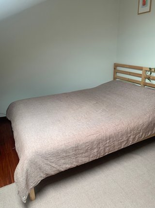 Estructura de Cama y Colchón IKEA