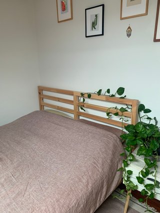 Estructura de Cama y Colchón IKEA