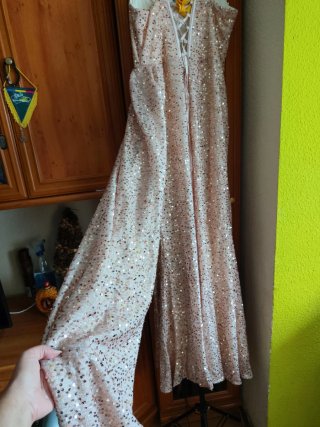 Vestido Largo de Lentejuelas Dorado