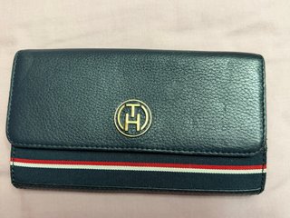 Cartera Tommy Hilfiger Piel Azul Marino