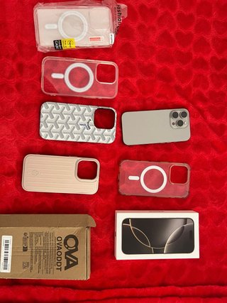 iPhone 16 Pro – ¡Estado Impecable + Pack Fundas