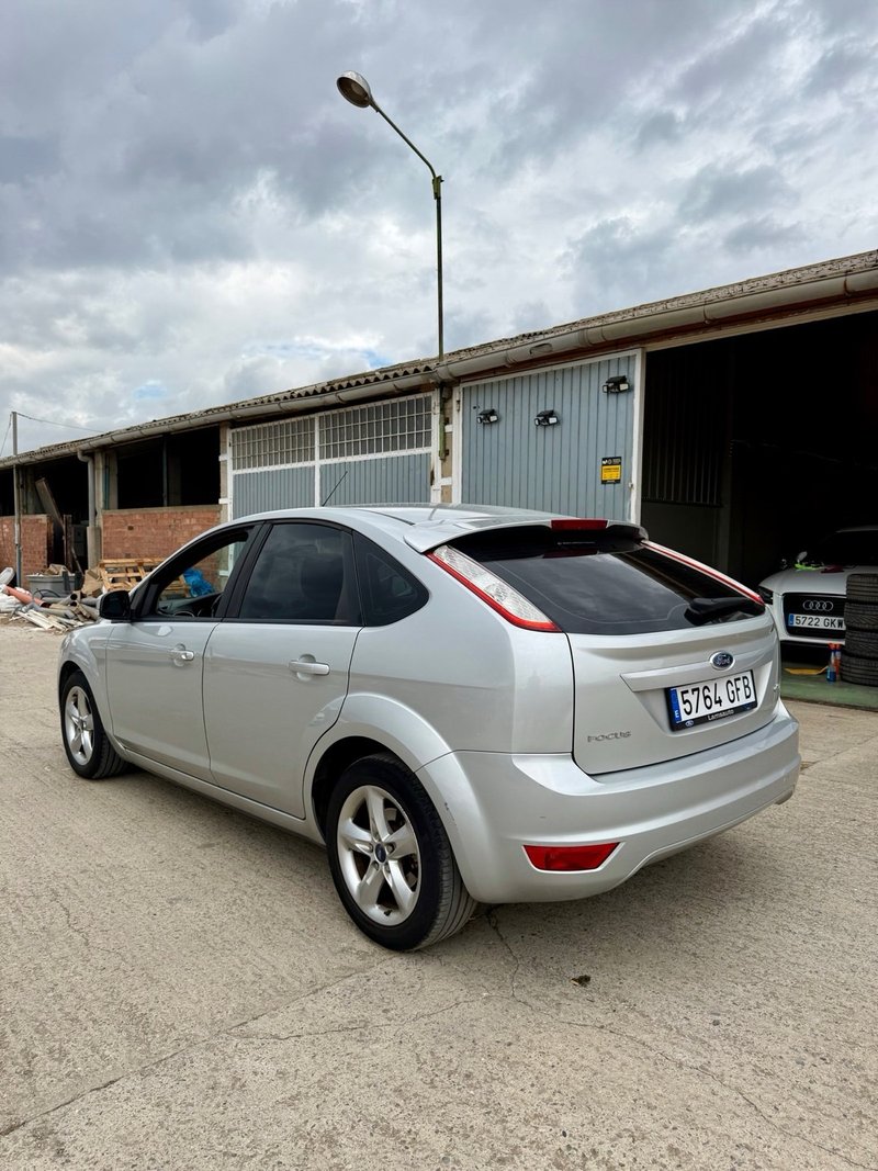 Ford Focus 2008, foto 8