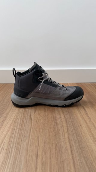Botas de montaña/trekking grises