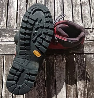 Botas de Montaña Millet Rojas