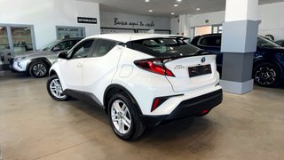 Toyota C-HR 1.8 125H Active (2020)