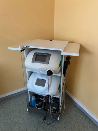 Clinica odontoiatrica completa, usata, in vendita
