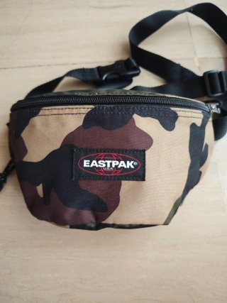 Riñonera Eastpak Camuflaje
