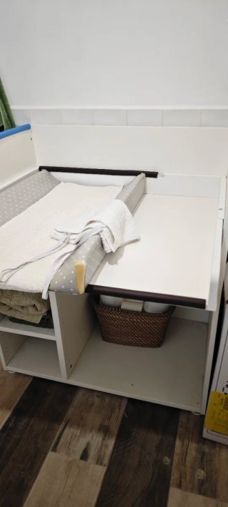 Mueble cambiador Smastad + cambiador y fundas