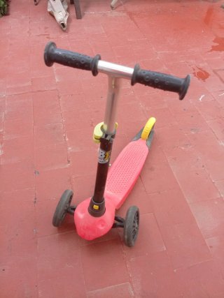 Patinete infantil 3 ruedas rojo