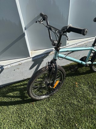 Bicicleta BMX Azul