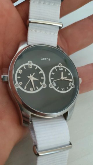 Orologio Guess con doppio quadrante