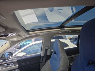 Lynk&Co 01 1.5 PHEV (2023)