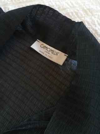 Blusa Camomilla nera con fiocco