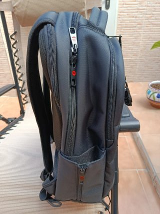Mochila Tigernu Negra Alta Calidad