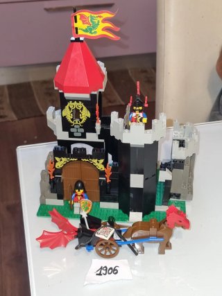 Castello Lego 1906 con Cavalieri e Carrozza