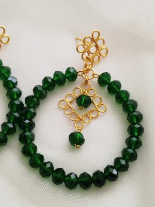 Pendientes Flamenca con cuentas de cristal verde