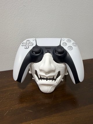 Soporte para Mando PS5 Diseño Máscara