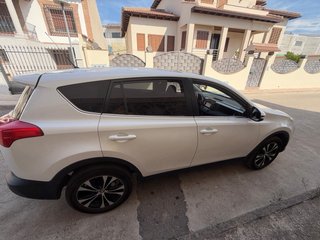 Toyota RAV4 2014