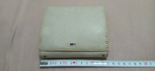 Tommy Hilfiger mujer Medium Flap Wallet – cream