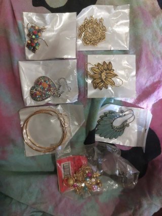 Lote Pendientes Variados