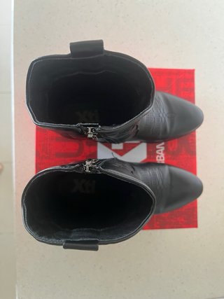 Botas Xti Negras Talla 36
