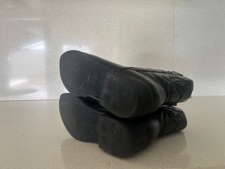 Botas Xti Negras Talla 36