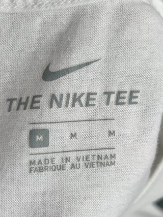 Camiseta Nike SB Talla M Estampado Pato