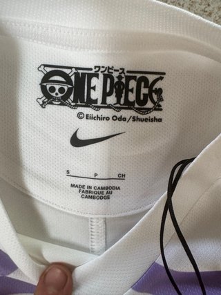 Camiseta Nike One Piece Gomu Gomu