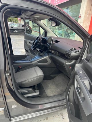 Toyota Proace City 2021.diesel.Manual