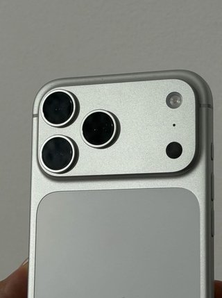 iPhone 17 Pro Max Plata