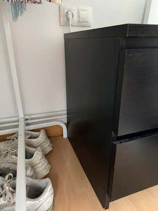 Mesa de noche IKEA negra