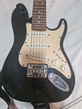 Guitarra Eléctrica Infantil Harley Benton
