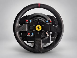 Volante Thrustmaster T300 Ferrari GTE + Pedali