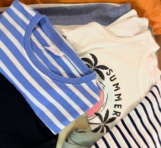 Lote de 13 Camisetas Mujer y Niña