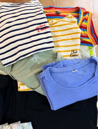 Lote de 13 Camisetas Mujer y Niña