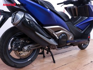 KYMCO AK 550