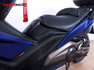 KYMCO AK 550