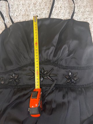 Vestido de fiesta negro corto
