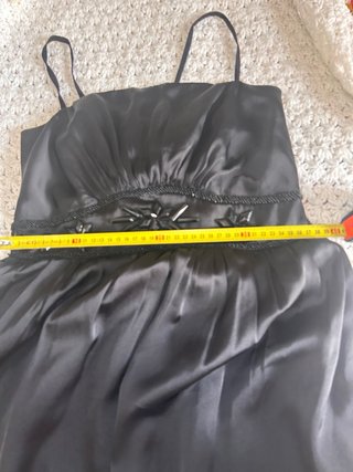 Vestido de fiesta negro corto