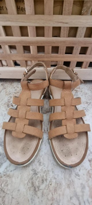 Sandalias Geox Marrones