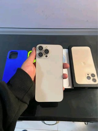 iPhone 13 Pro Max Oro