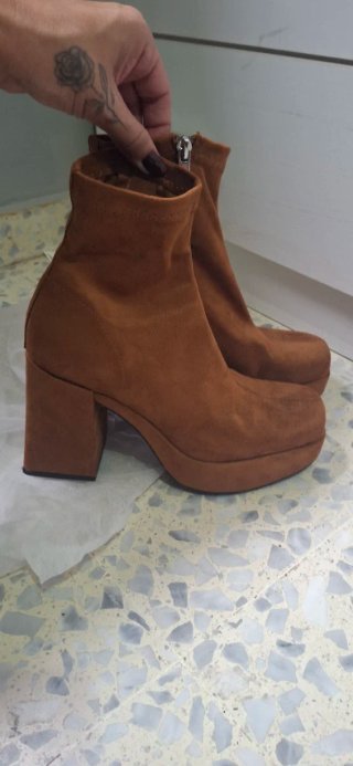 Botines Marrones Plataforma Tacón
