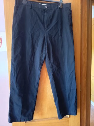 Pantalón Chino Negro de Hombre