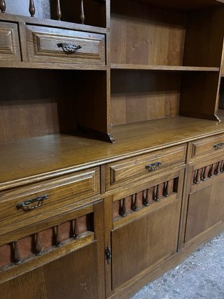 Mueble Antiguo de Madera