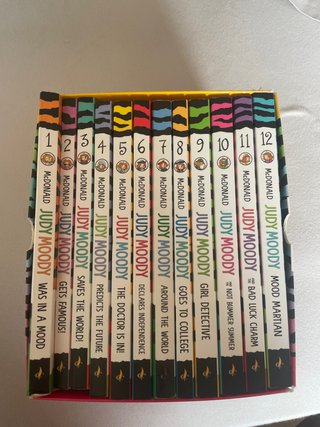 Judy Moody: Around the World in 8 1/2 Days